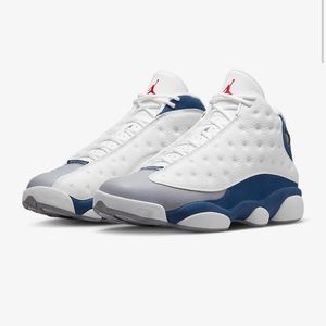 NIB MENS Nike Air Jordan 13 Retro White Blue SZ 10.5